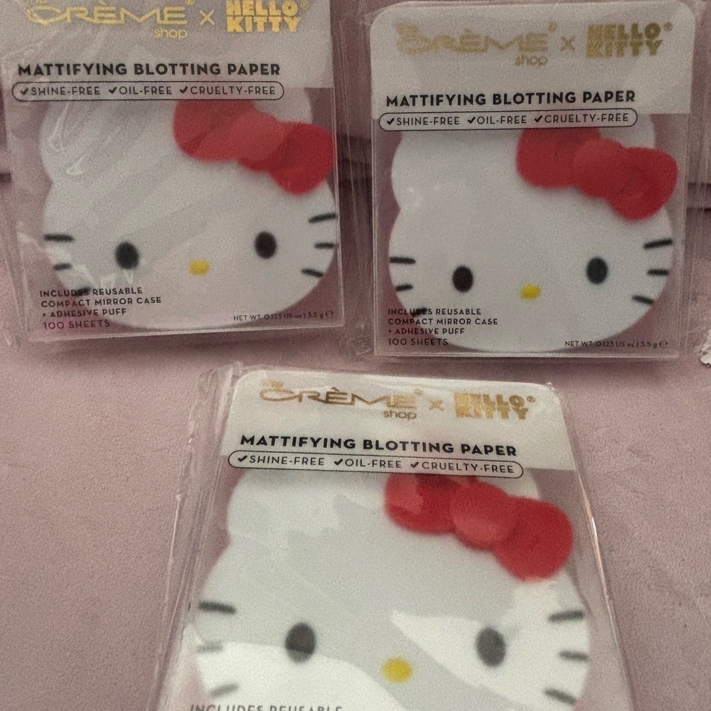 Hello Kitty Mattifying Blotting Paper